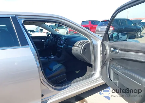 2016 Chrysler 300 Limited из США, поврежденный, VIN 2C3CCAAG2GH211846